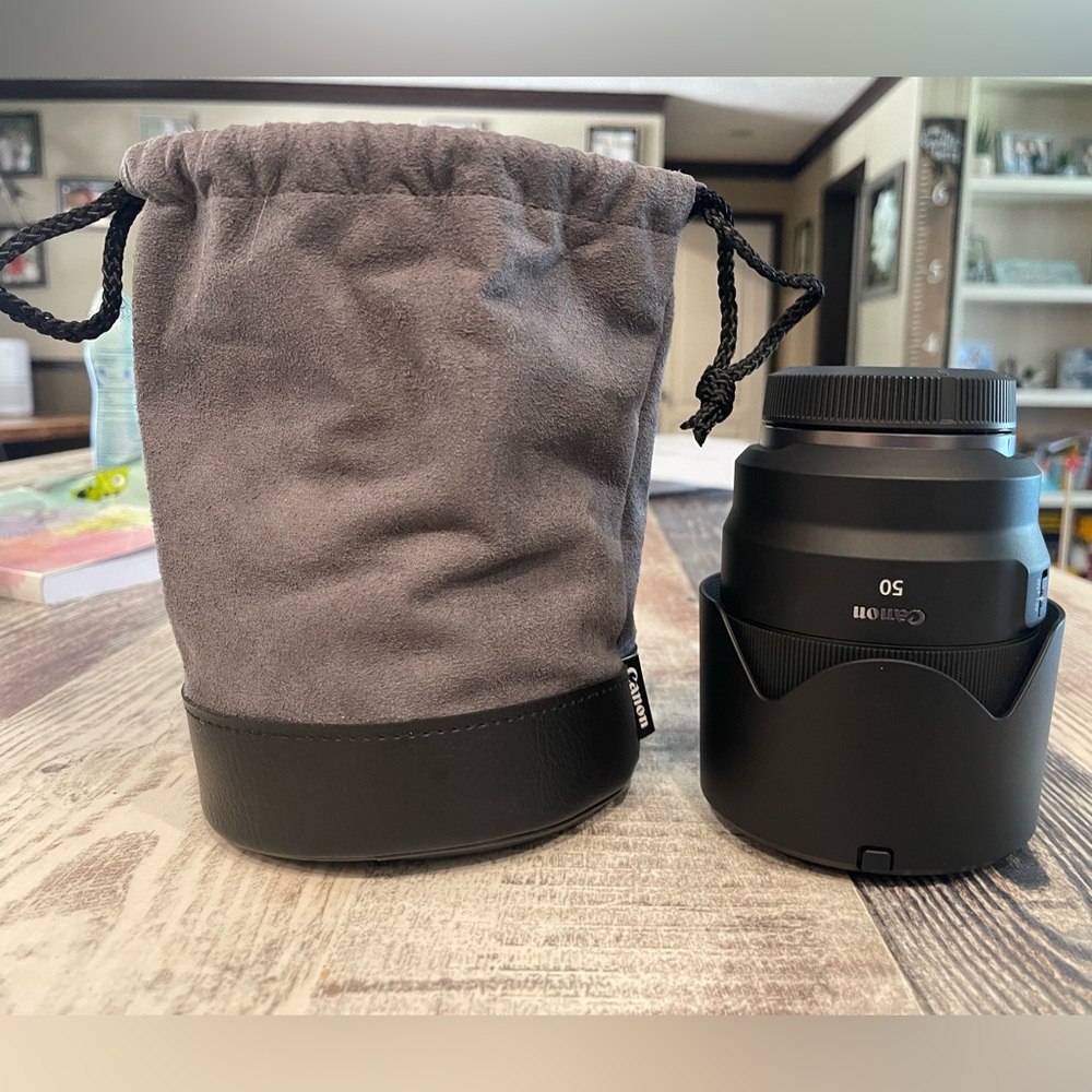 Canon RF 50mm F1.2 lens